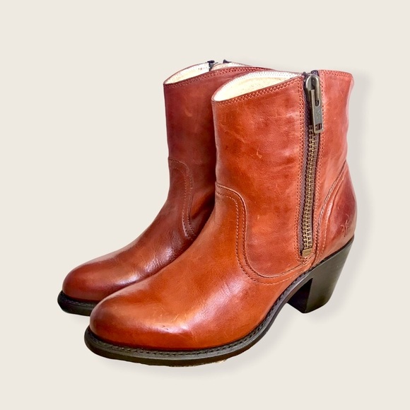Frye Leslie Zip Cognac Genuine Leather Fall/Winter/Spring Heeled Ankle Booties - Picture 9 of 14